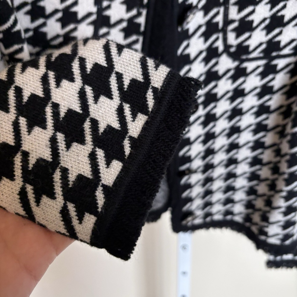 Sutton Studio Houndstooth Black‎ White Cardigan 100% Merino Wool Petite Small - Picture 7 of 7